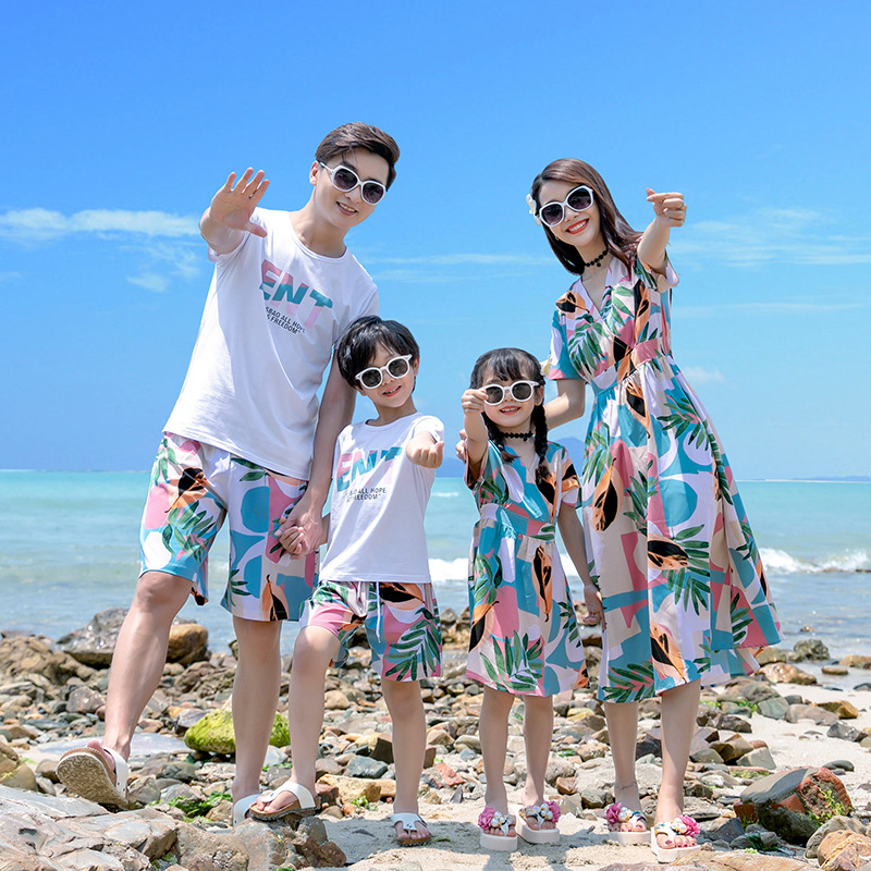 Family Matching Outfits Summer - огляд і ціна Plant Parent T Shirt