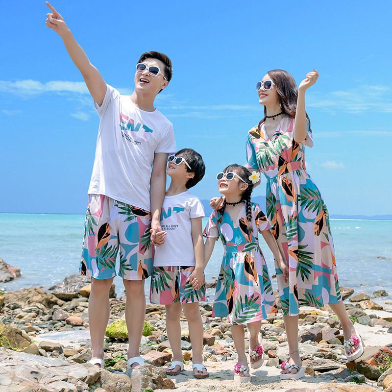 Family Matching Outfits Summer - огляд і ціна Plant Parent T Shirt